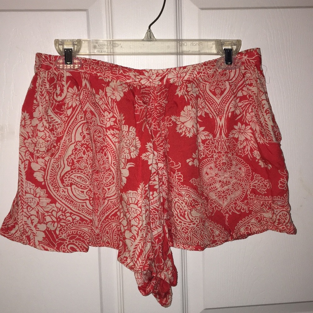 High waisted loose beach shorts